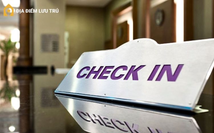 check-in-khach-san