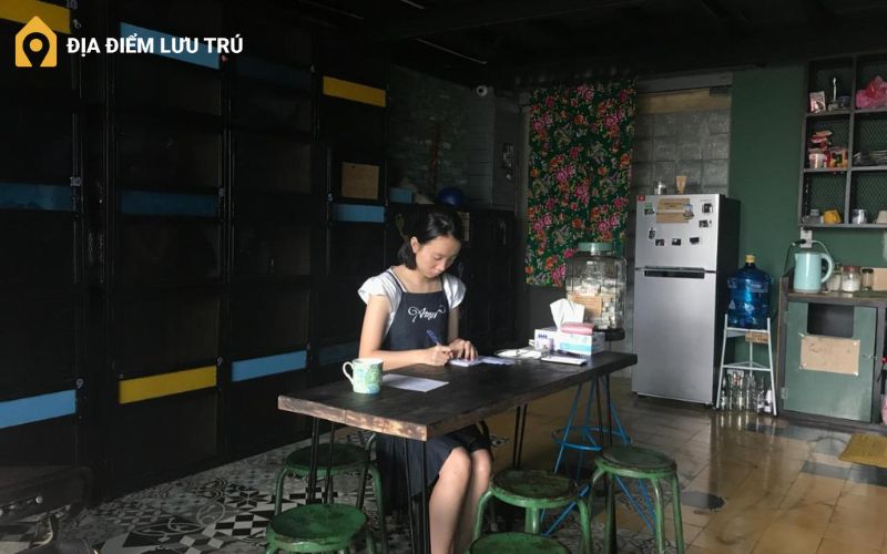 lela-hostel-saigon-1