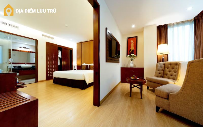 Family Room tại Paragon Saigon Hotel