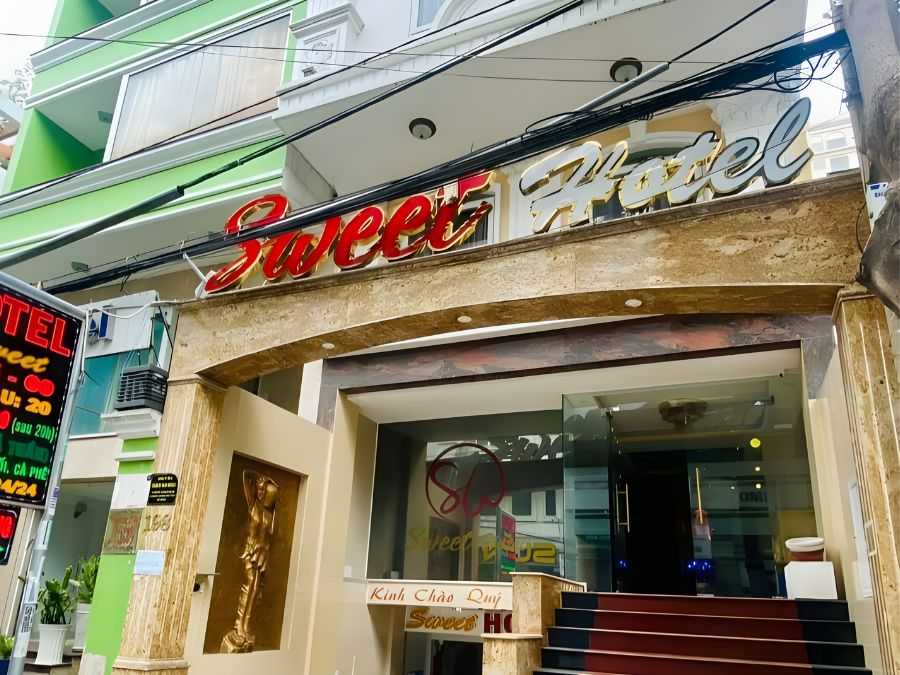 sweet-hotel